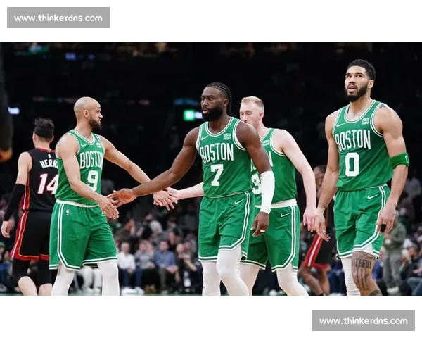 高清篮球直播全程跟踪精彩赛事即时更新让你不错过每一场精彩对决 - 副本 (6) - 副本 - 副本 - 副本 - 副本 - 副本