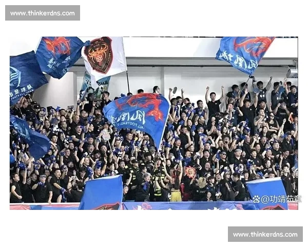 激烈赛事全程解析与球迷互动讨论新天地